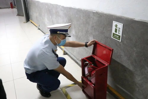 南川消防積極開展 兩會 期間商場市場 消防安全檢查