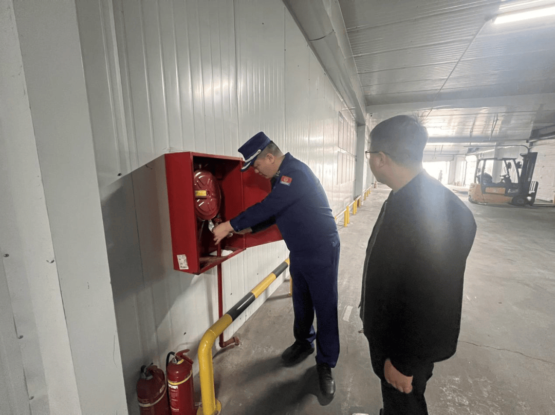 黃州深化“廠中廠”“園中園”消防安全檢查，筑牢企業(yè)安全防線